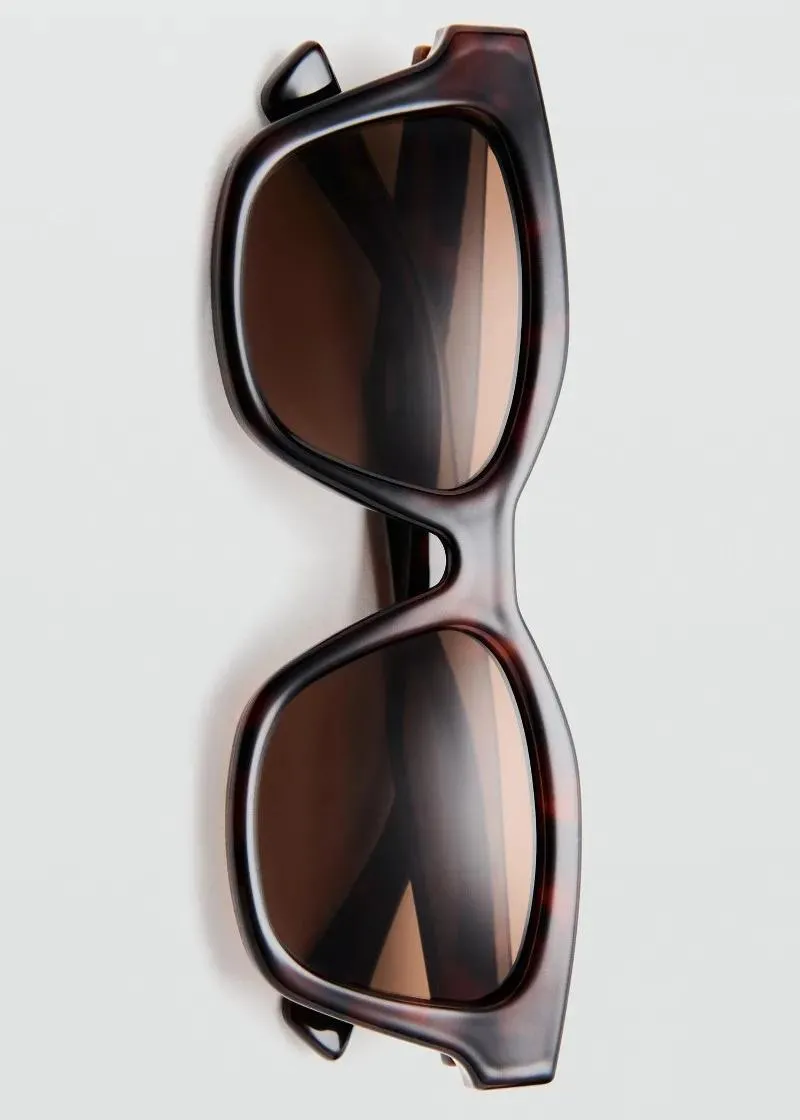 ОЧИЛА ЗА СОНЦЕ 