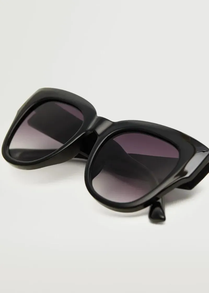 ОЧИЛА ЗА СОНЦЕ 