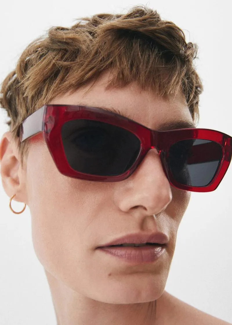 ОЧИЛА ЗА СОНЦЕ 