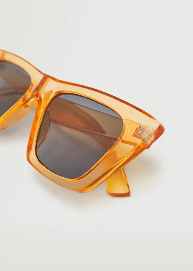 ОЧИЛА ЗА СОНЦЕ 