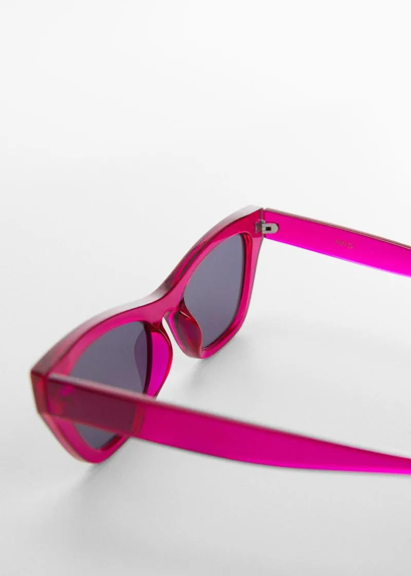 ОЧИЛА ЗА СОНЦЕ 