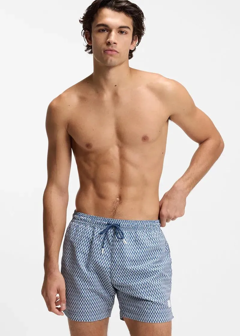 КОСТИМ ЗА КАПЕЊЕ 