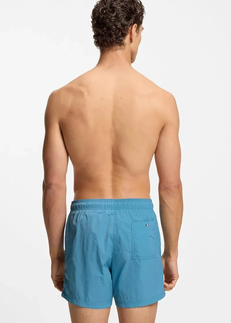 КОСТИМ ЗА КАПЕЊЕ 