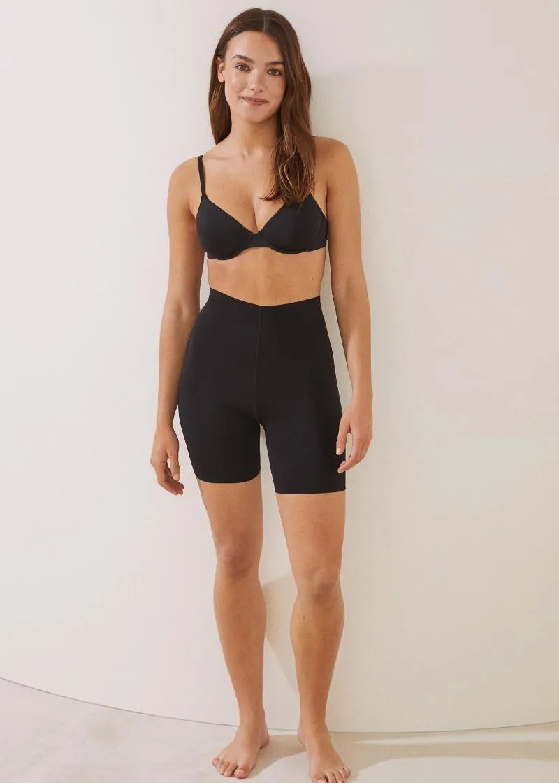 ОБЛИКУВАЧ ЗА ТЕЛО 