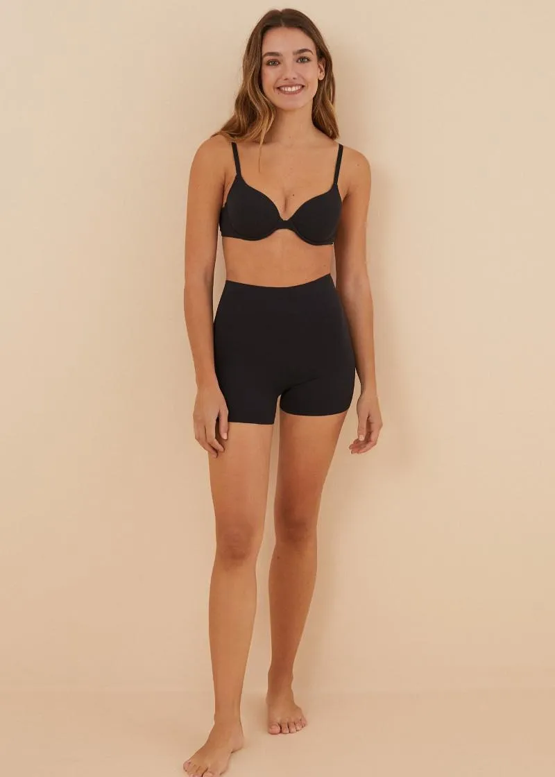 ОБЛИКУВАЧ ЗА ТЕЛО 