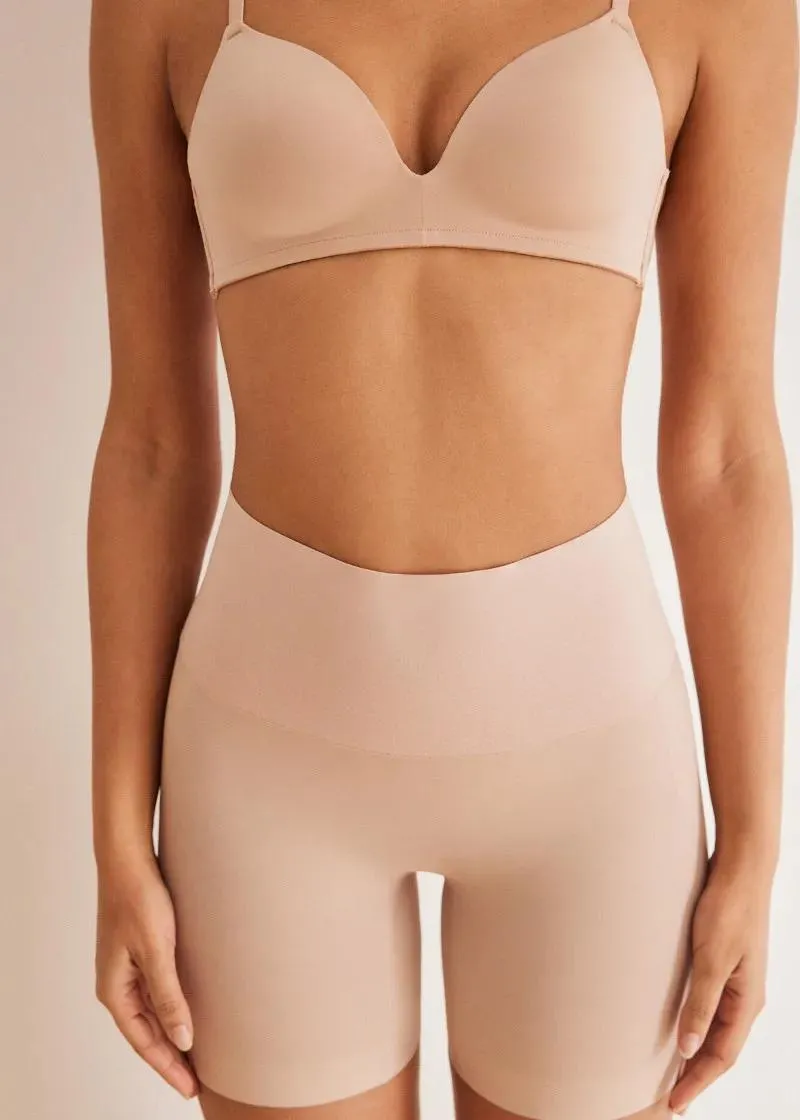 ОБЛИКУВАЧ ЗА ТЕЛО 