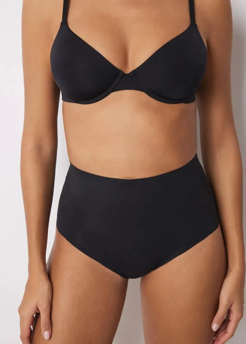 ОБЛИКУВАЧ ЗА ТЕЛО 