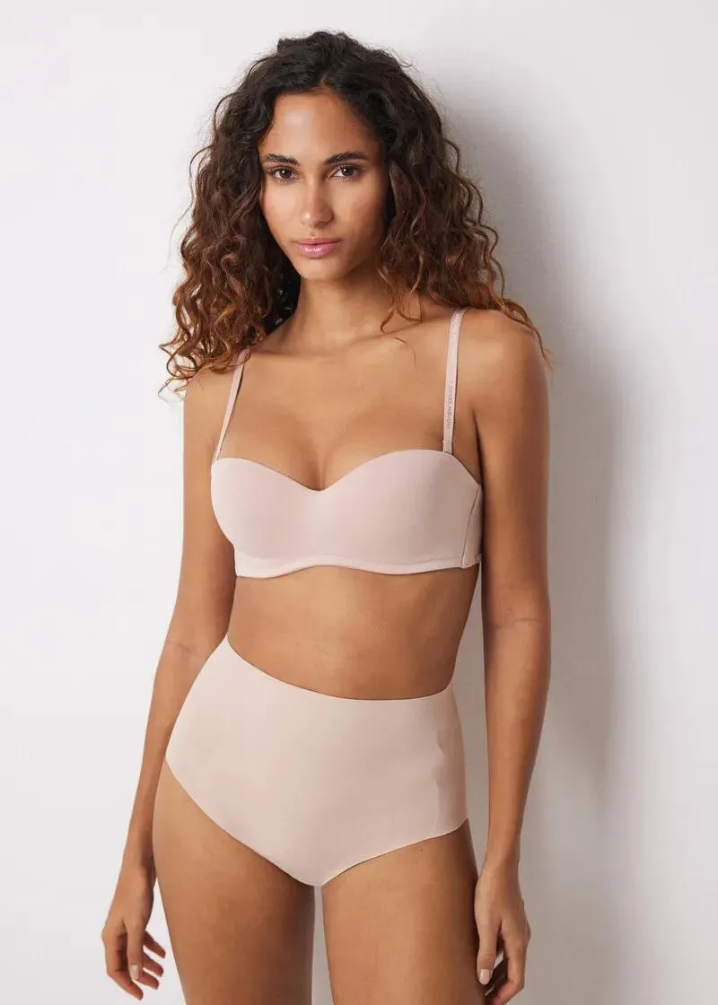 ОБЛИКУВАЧ ЗА ТЕЛО 