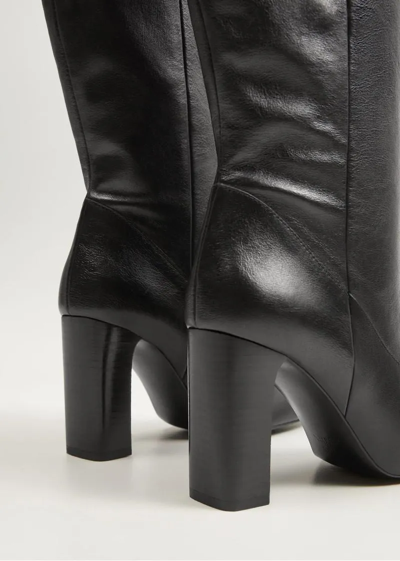 ВИСОКИ ЧИЗМИ 