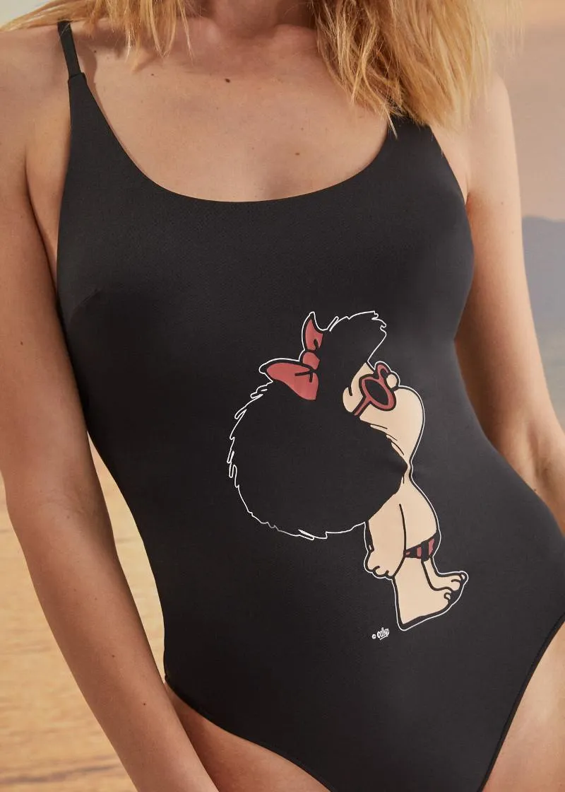 ЕДНОДЕЛЕН КОСТИМ ЗА КАПЕЊЕ 