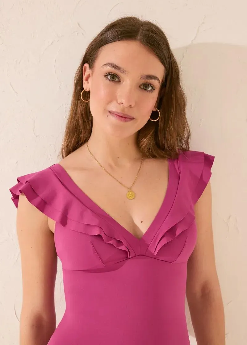 ЕДНОДЕЛЕН КОСТИМ ЗА КАПЕЊЕ 