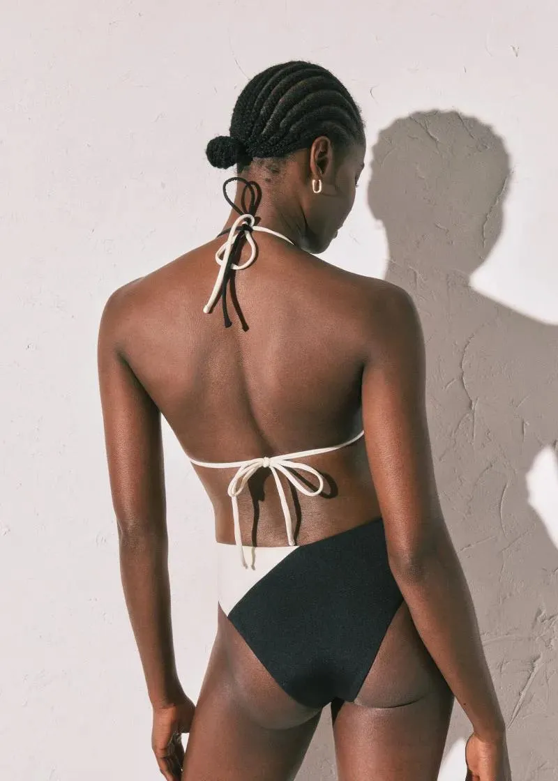 КОСТИМ ЗА КАПЕЊЕ ДОЛЕН ДЕЛ 