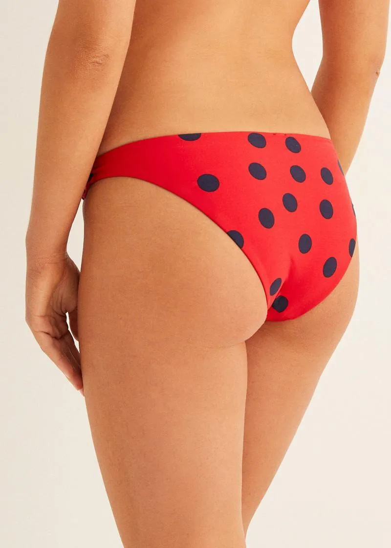 КОСТИМ ЗА КАПЕЊЕ 