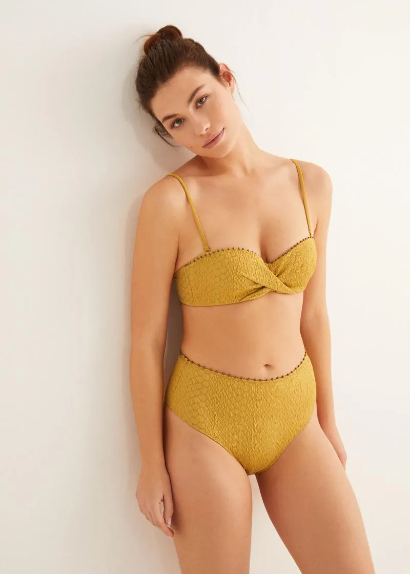 КОСТИМ ЗА КАПЕЊЕ 