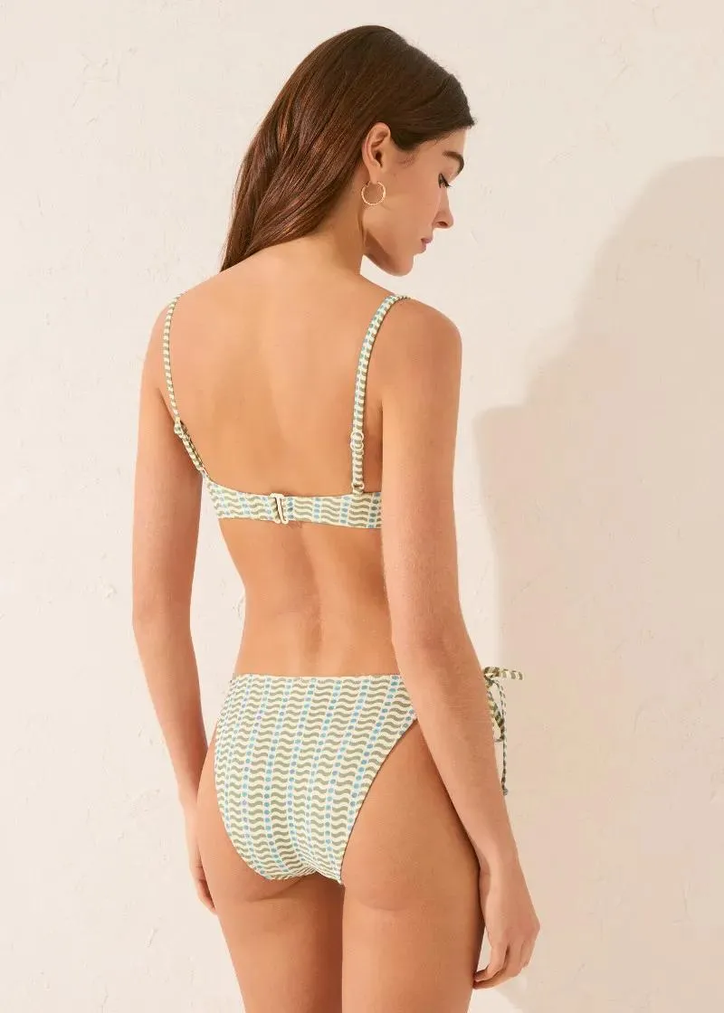 КОСТИМ ЗА КАПЕЊЕ ДОЛЕН ДЕЛ 