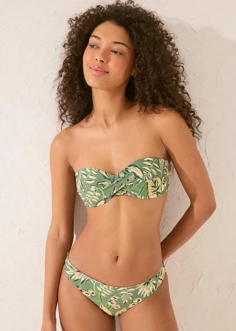 КОСТИМ ЗА КАПЕЊЕ ГОРЕН ДЕЛ Б 