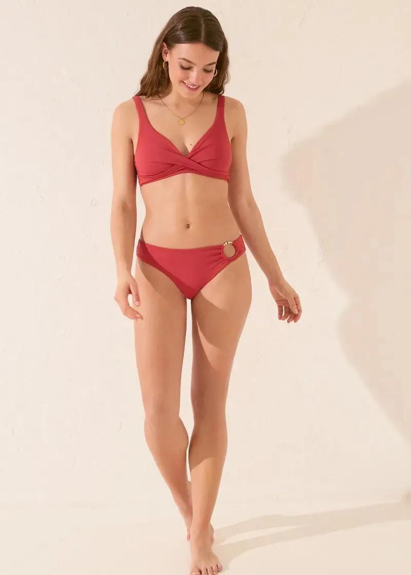 КОСТИМ ЗА КАПЕЊЕ ГОРЕН ДЕЛ Б 