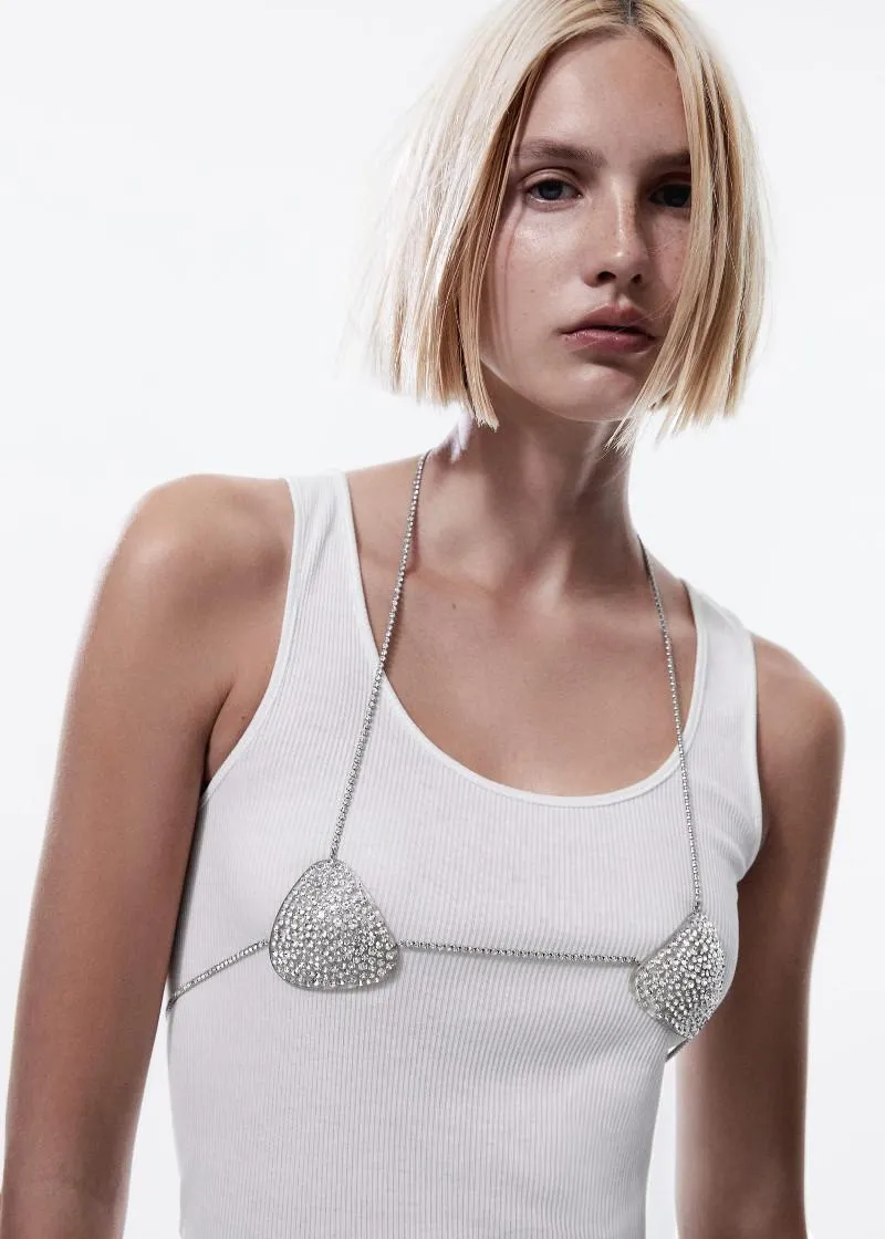 ОБЛИКУВАЧ ЗА ТЕЛО 