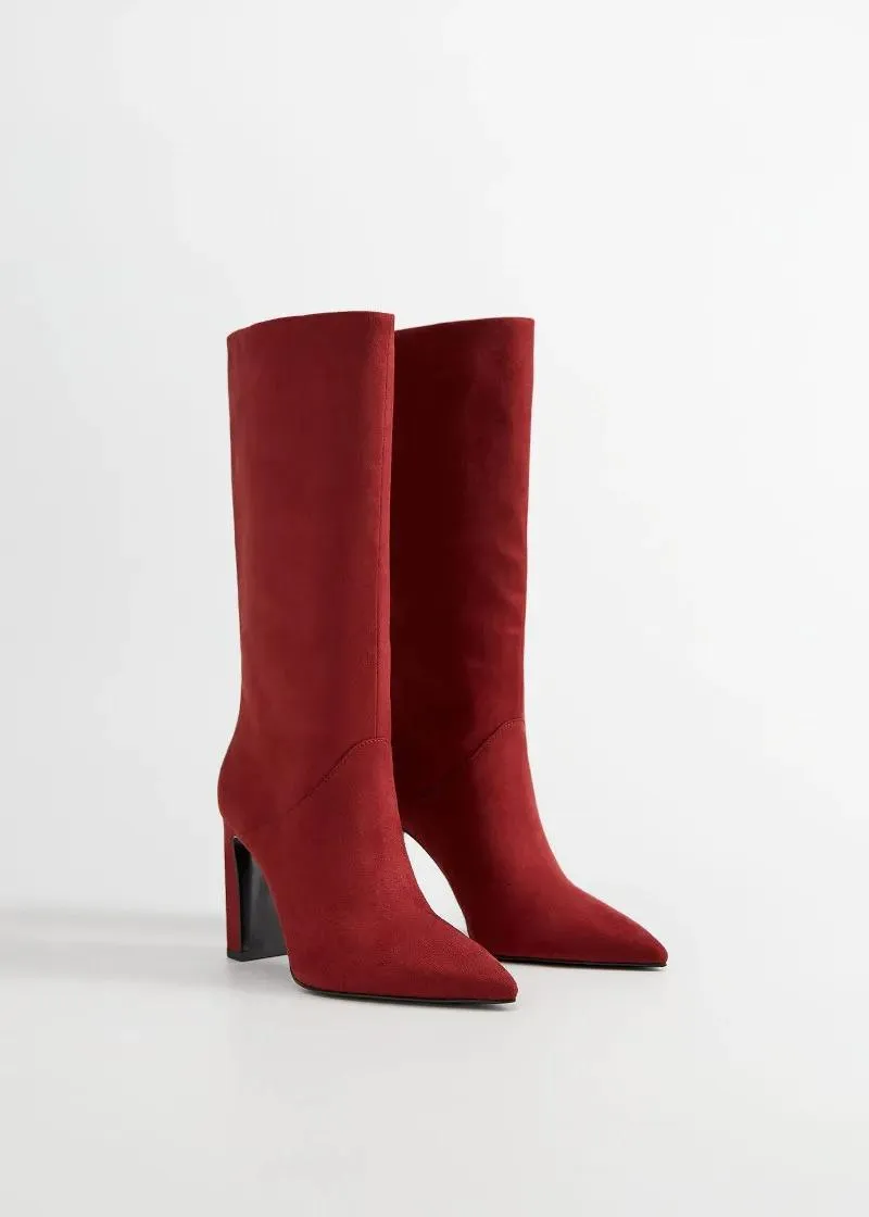 ВИСОКИ ЧИЗМИ 