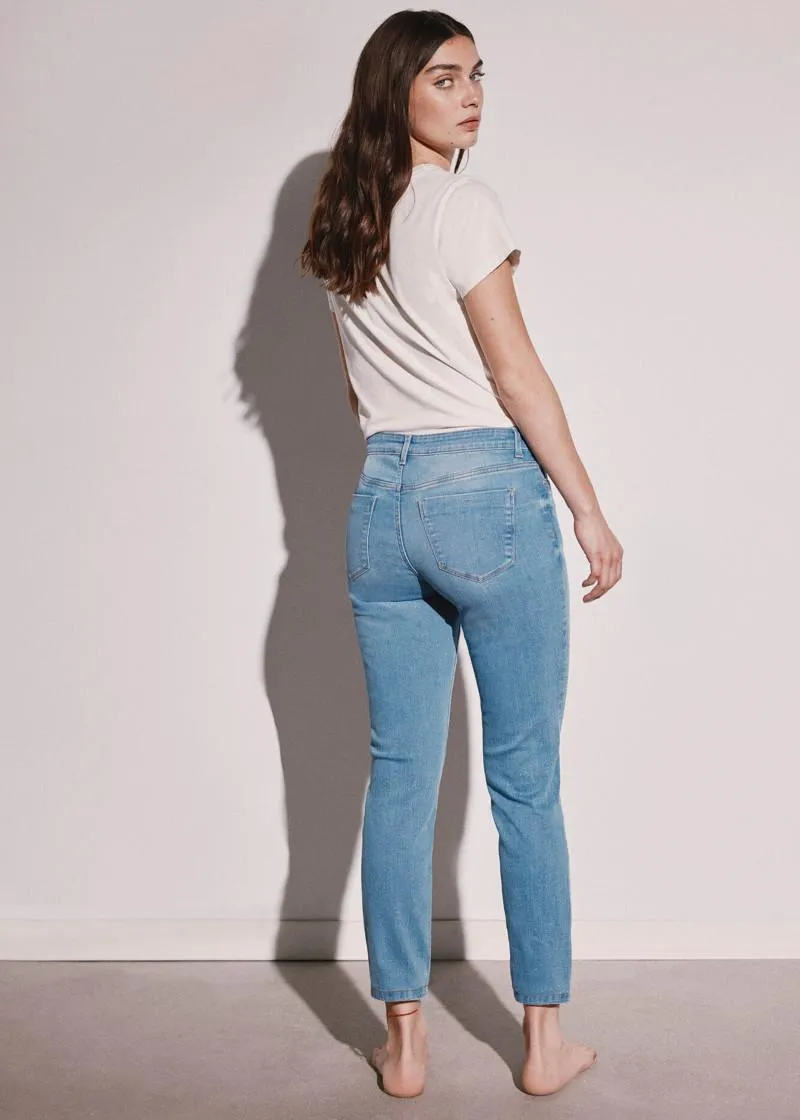 ЖЕНСКИ ФАРМЕРКИ 