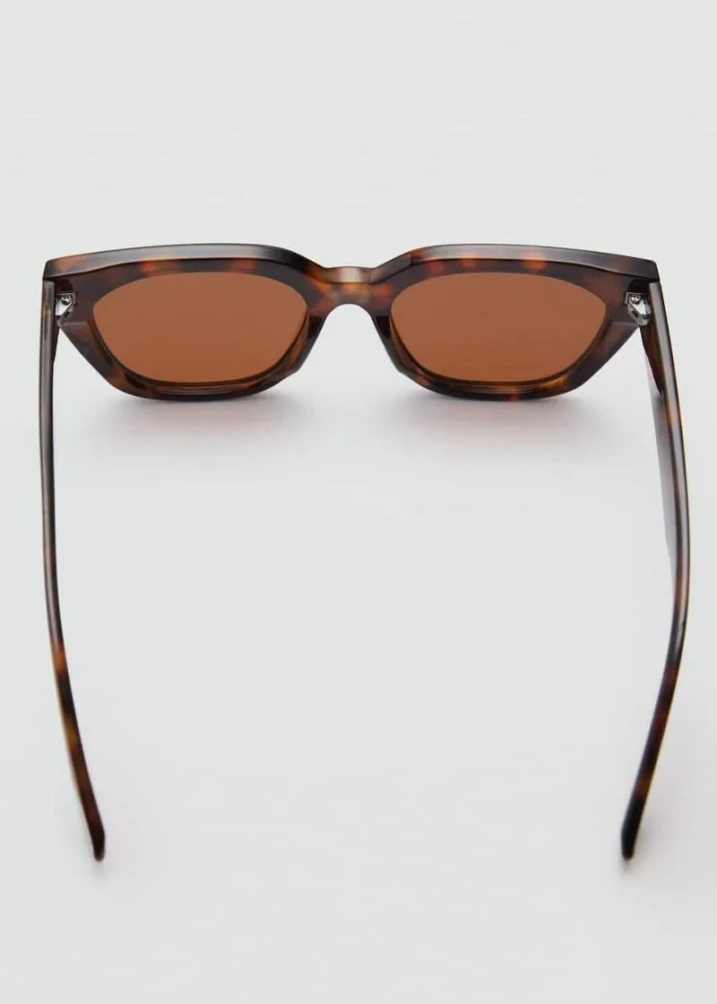 ОЧИЛА ЗА СОНЦЕ 