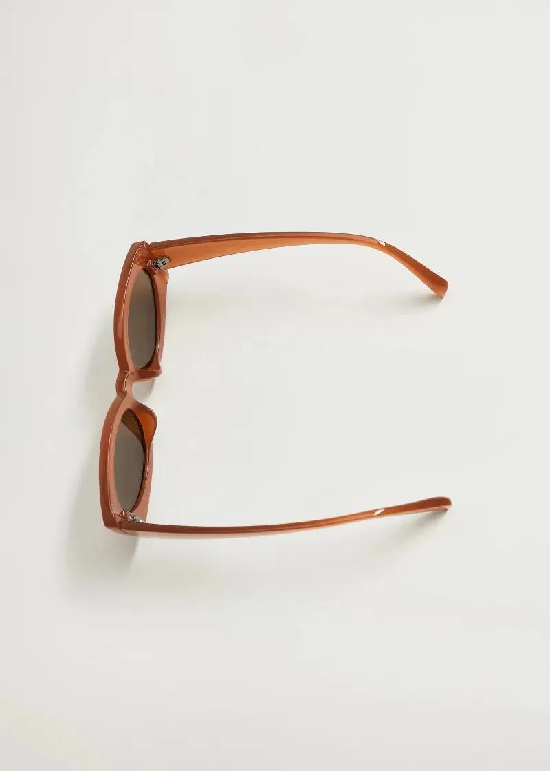 ОЧИЛА ЗА СОНЦЕ 