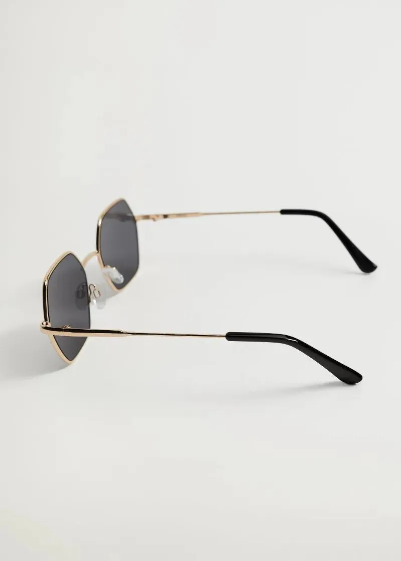 ОЧИЛА ЗА СОНЦЕ 