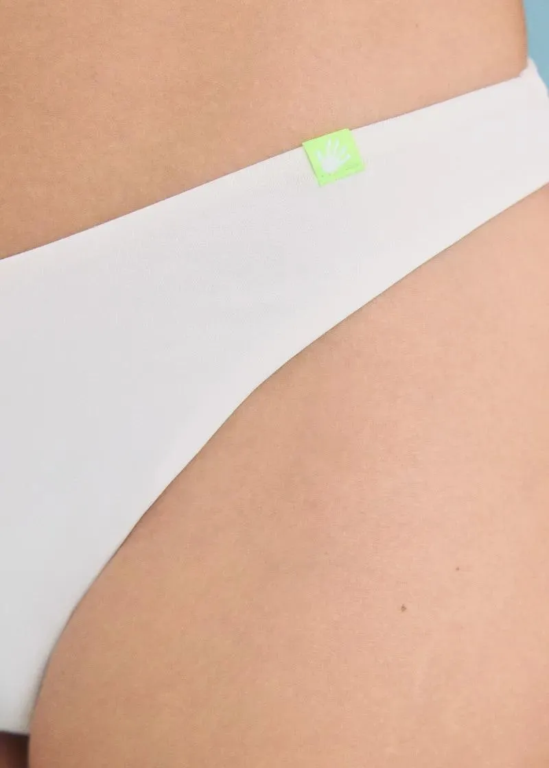 КОСТИМ ЗА КАПЕЊЕ ДОЛЕН ДЕЛ 