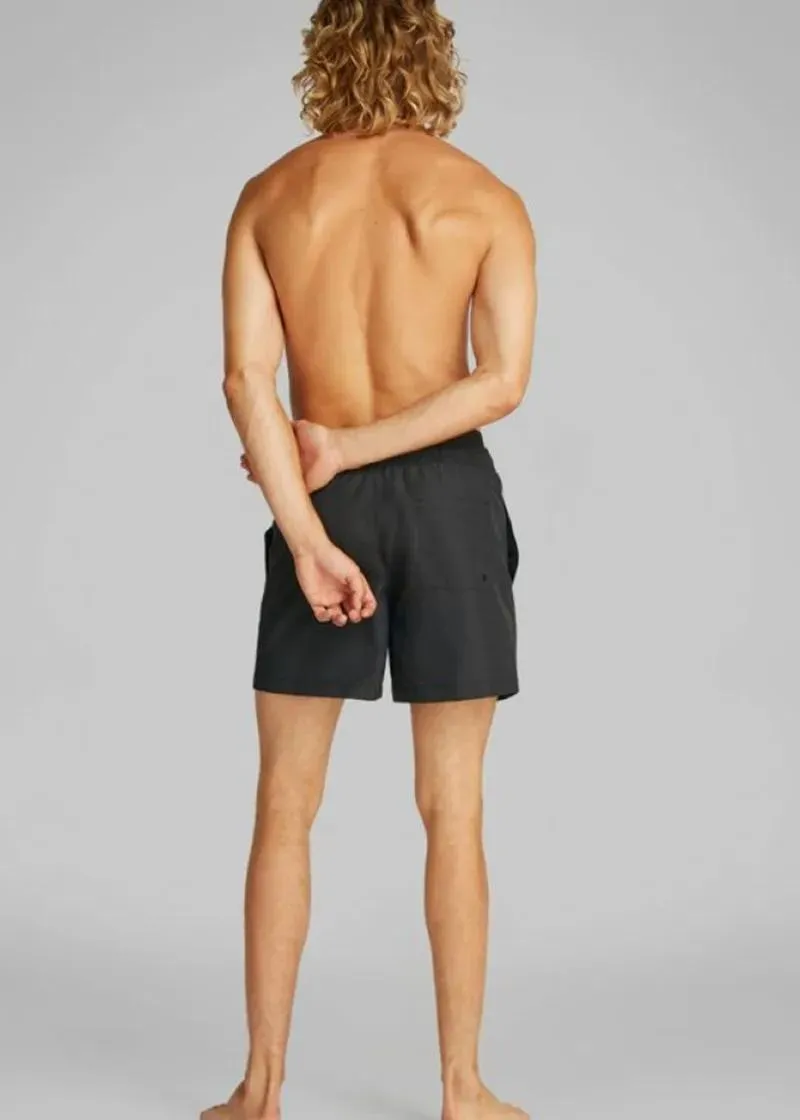 КОСТИМ ЗА КАПЕЊЕ 