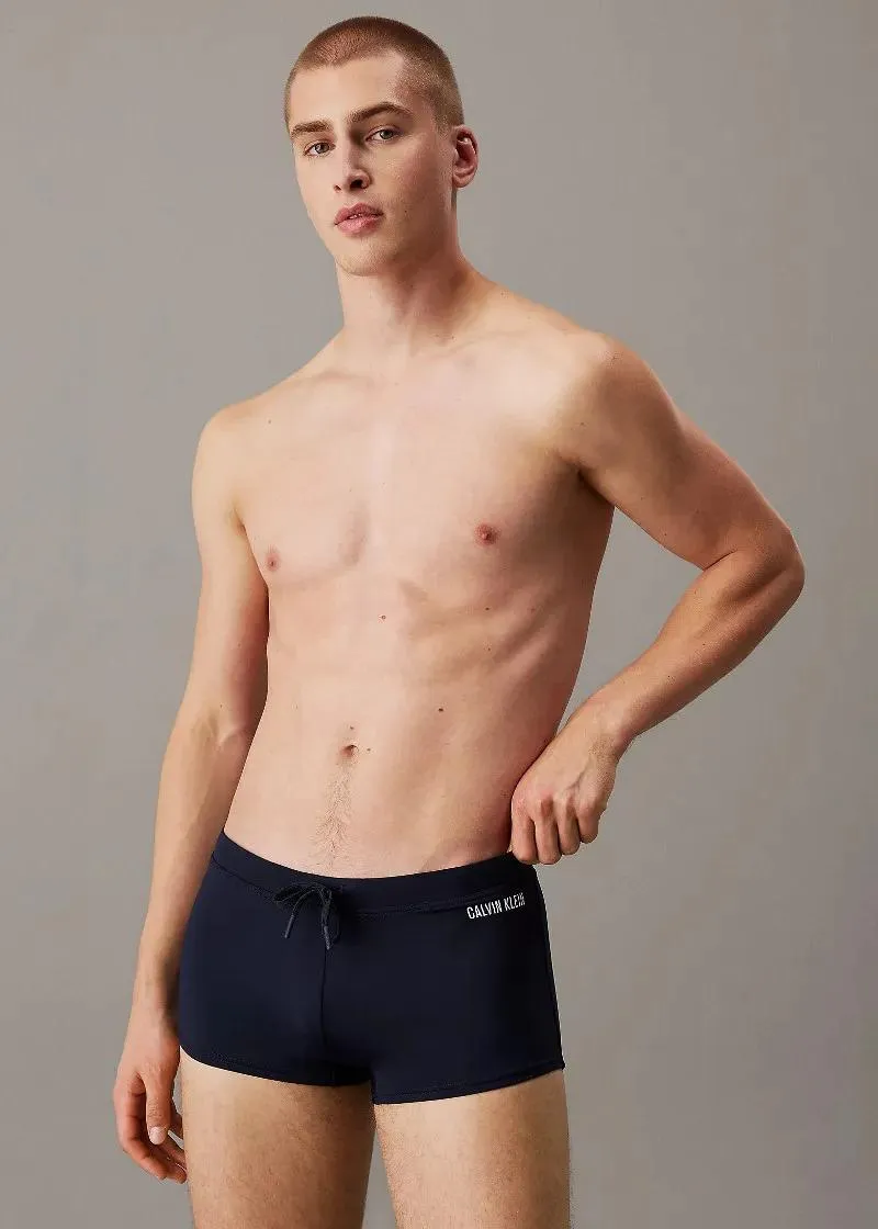 КОСТИМ ЗА КАПЕЊЕ 