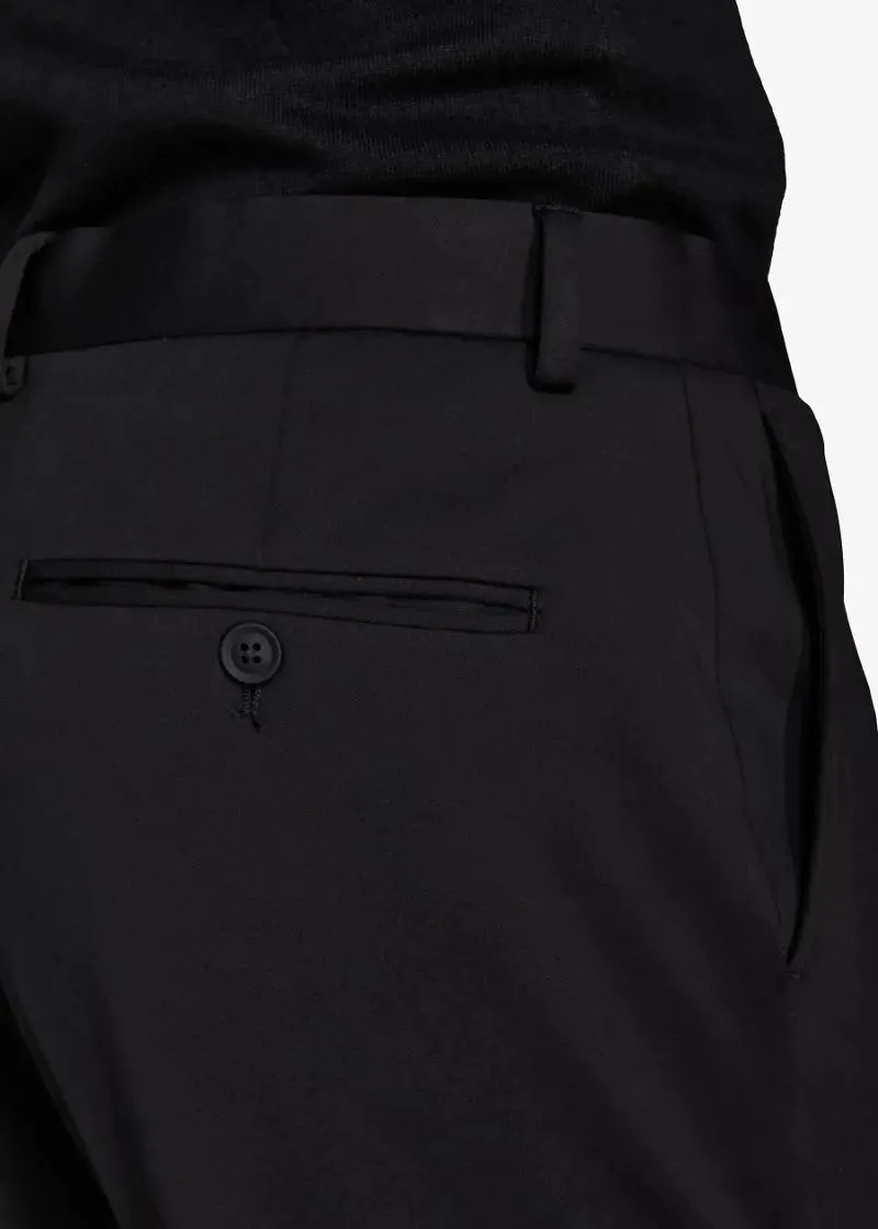 ОДЕЛО (ПАНТАЛОНИ) 