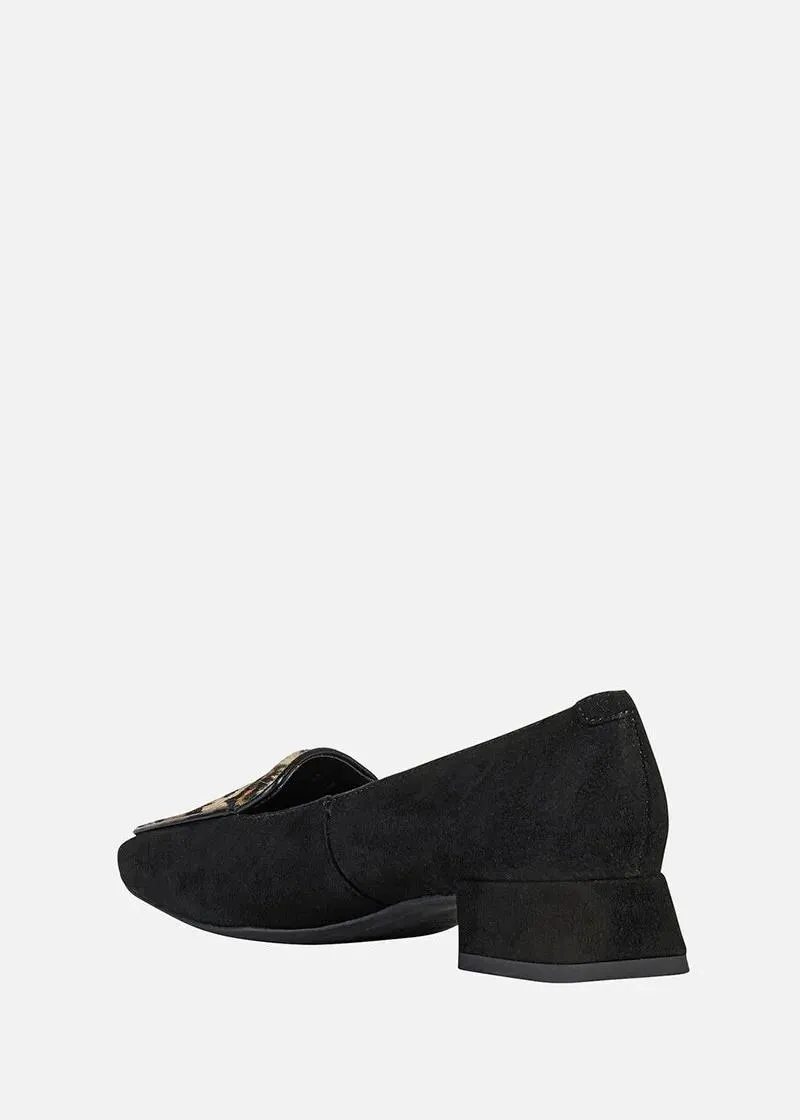 ВИСОКИ ПОТПЕТИЦИ 