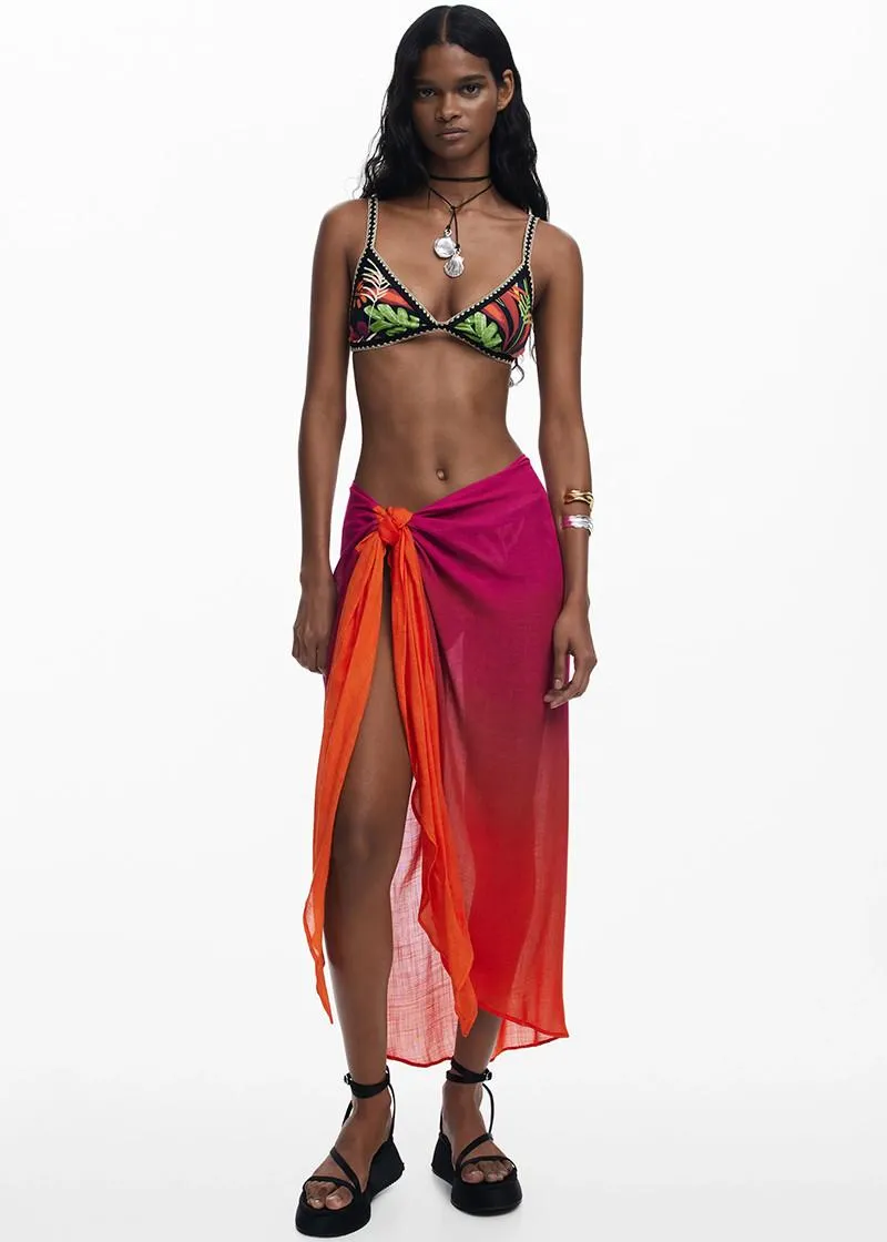 КОСТИМ ЗА КАПЕЊЕ ГОРЕН ДЕЛ 