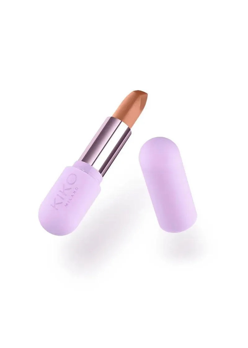 КАРМИН ЗА УСНИ 