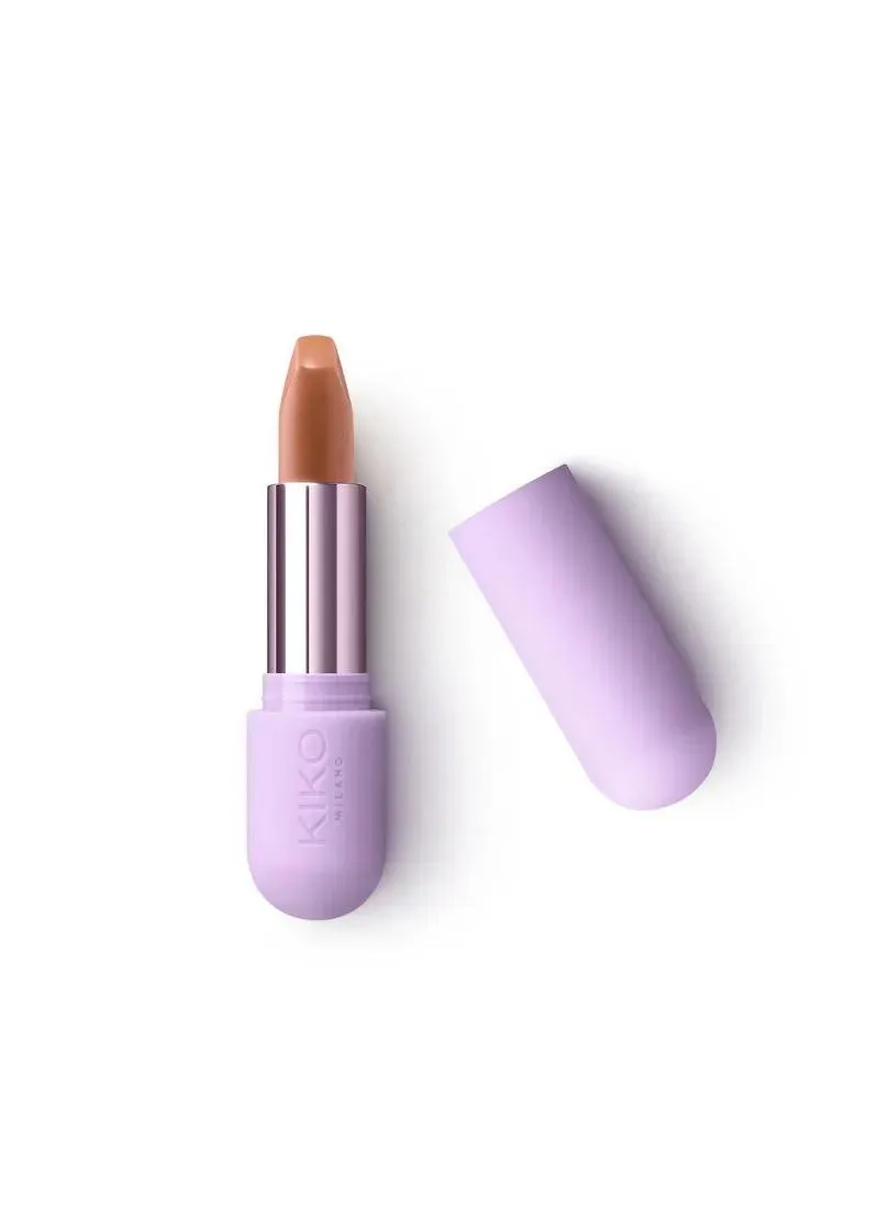 КАРМИН ЗА УСНИ 