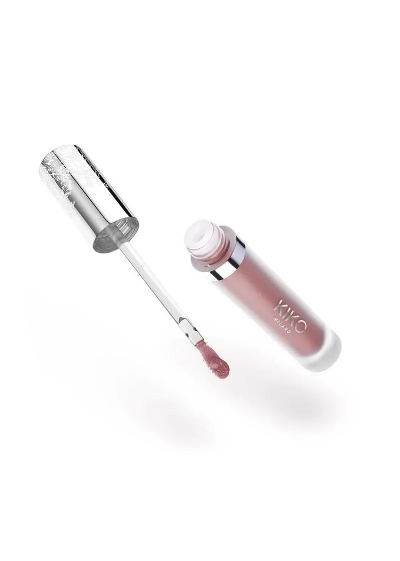 БАЛЗАМ ЗА УСНИ ВО БОЈА 