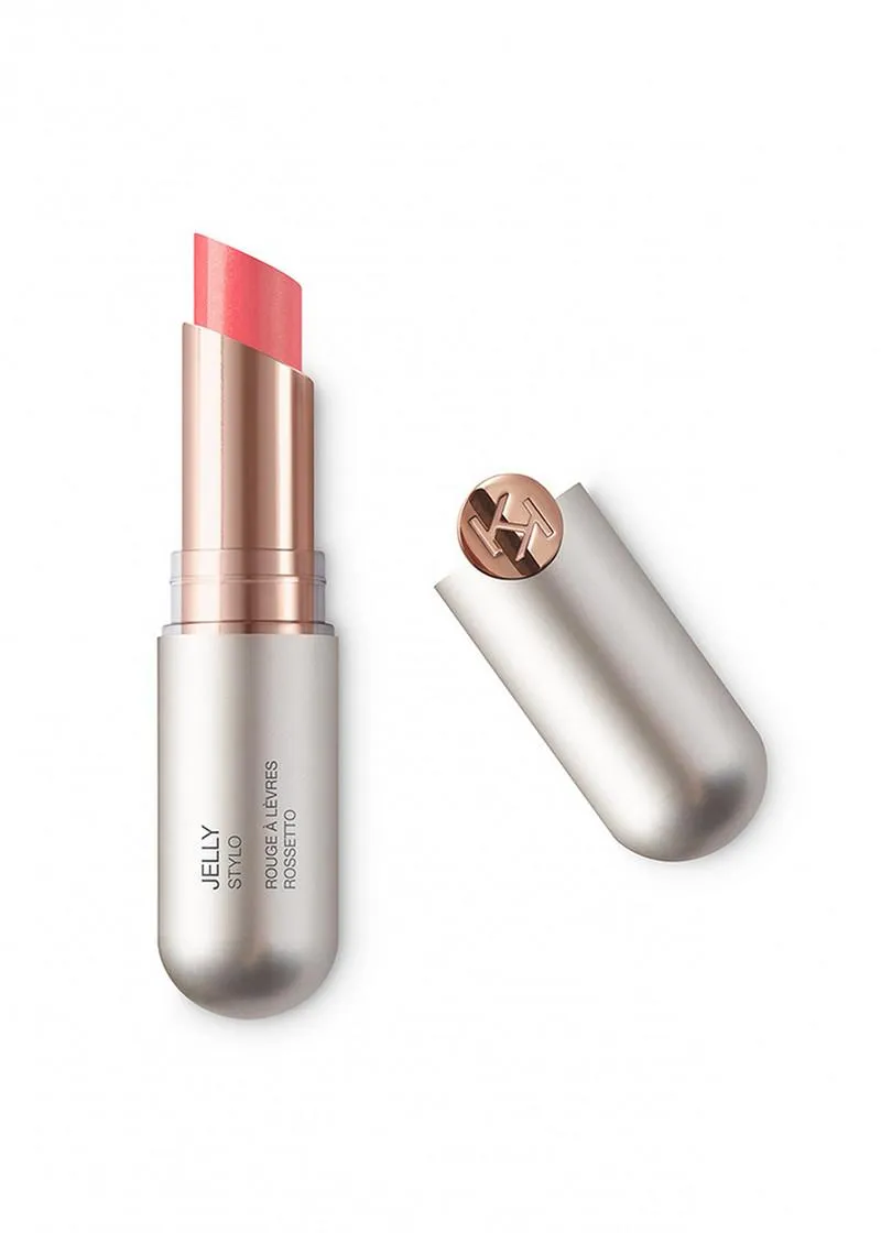 КАРМИН ЗА УСНИ 