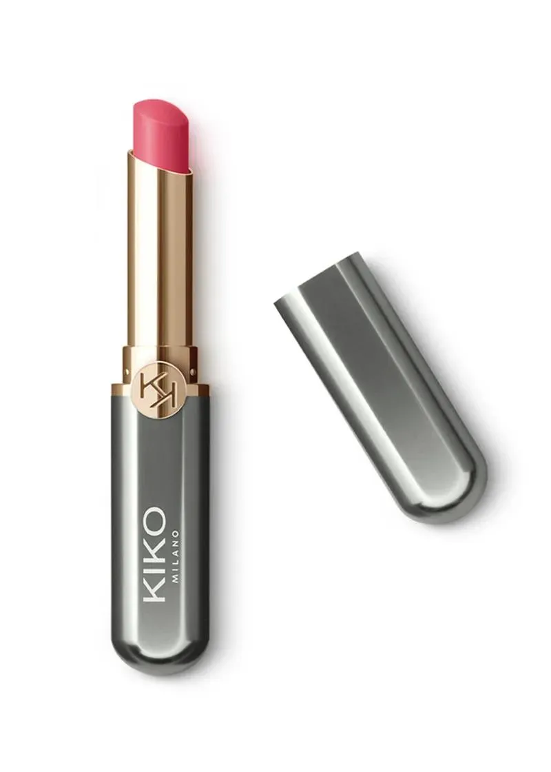 КАРМИН ЗА УСНИ 