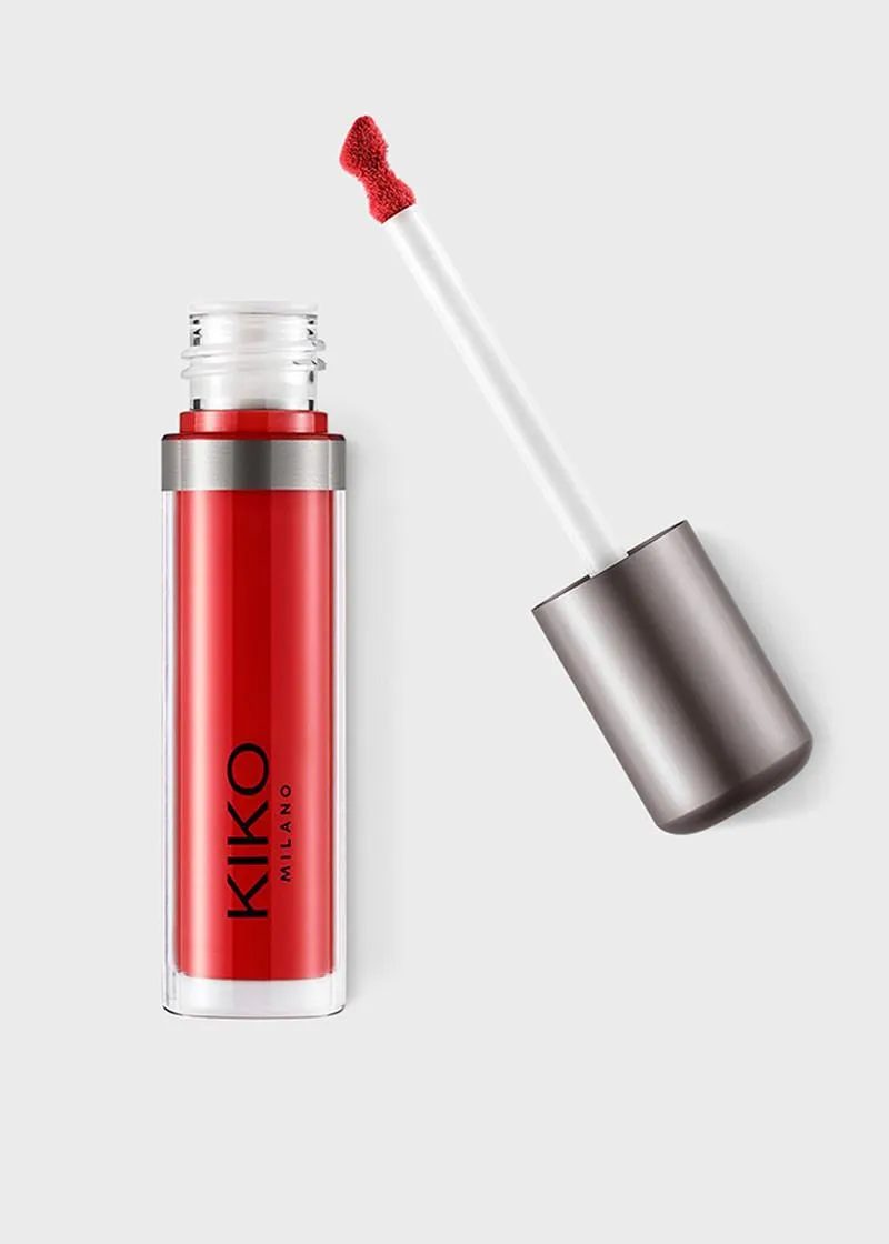 КАРМИН ЗА УСНИ 