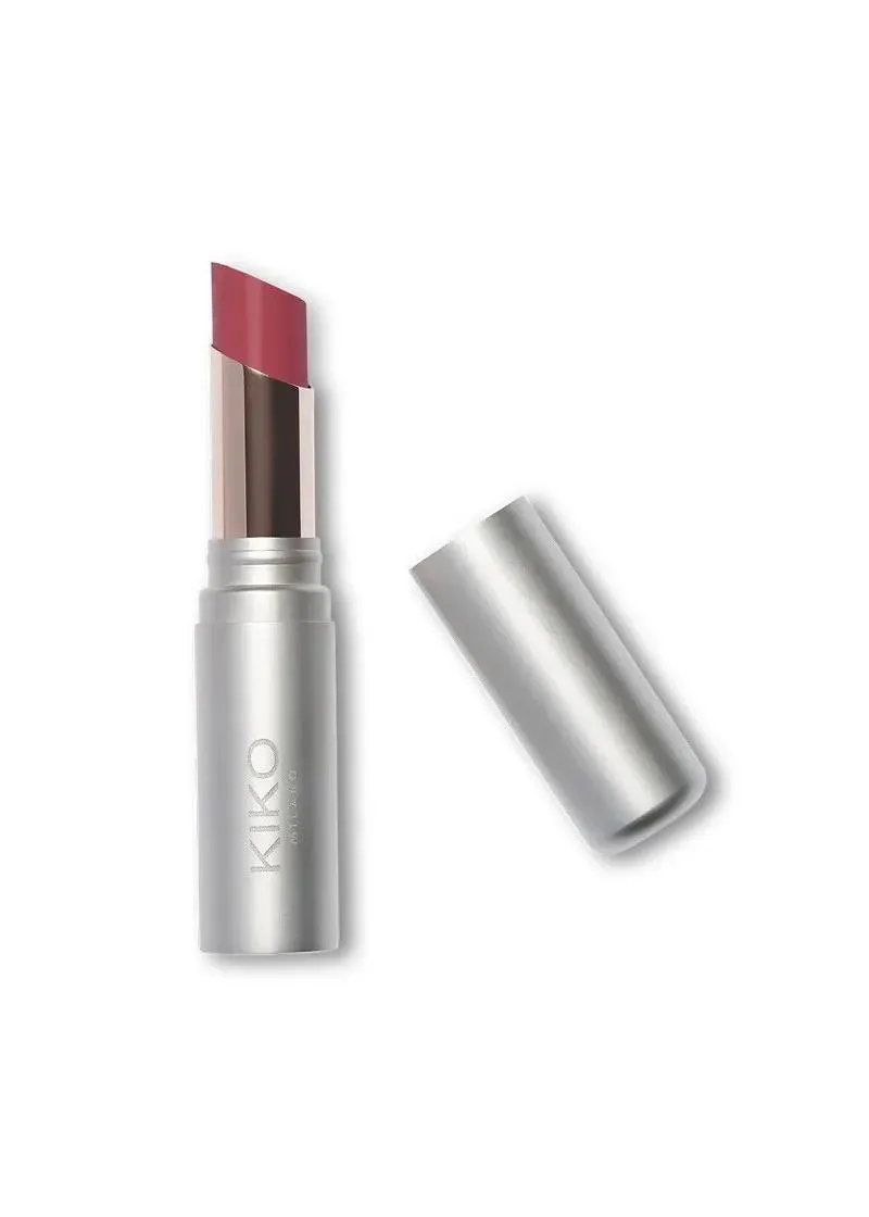 КАРМИН ЗА УСНИ 