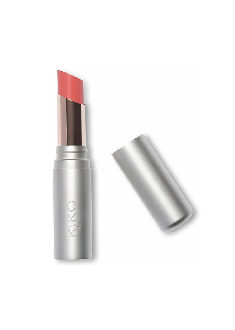 КАРМИН ЗА УСНИ 