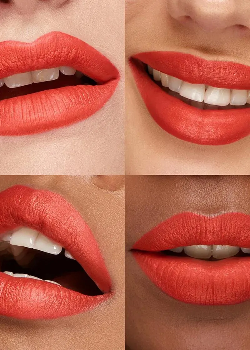 КАРМИН ЗА УСНИ 