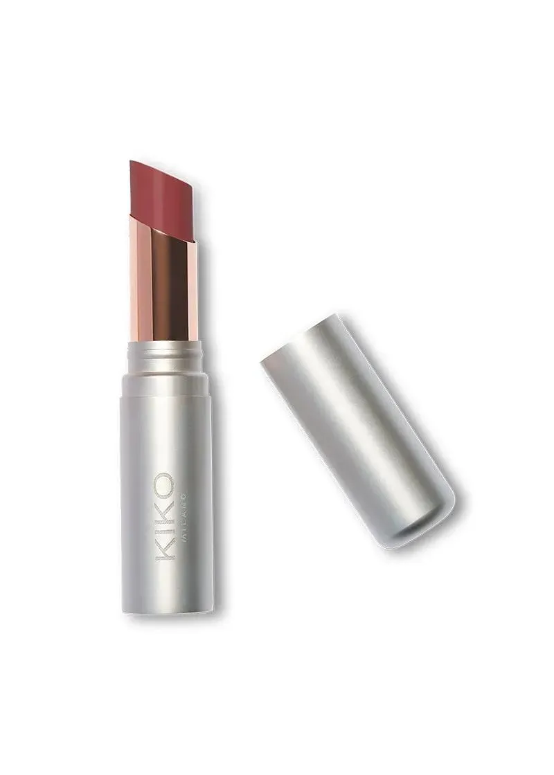 КАРМИН ЗА УСНИ 