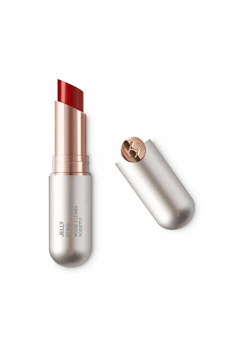 КАРМИН ЗА УСНИ 