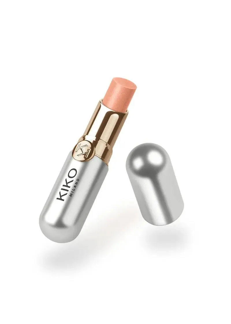 КАРМИН ЗА УСНИ 