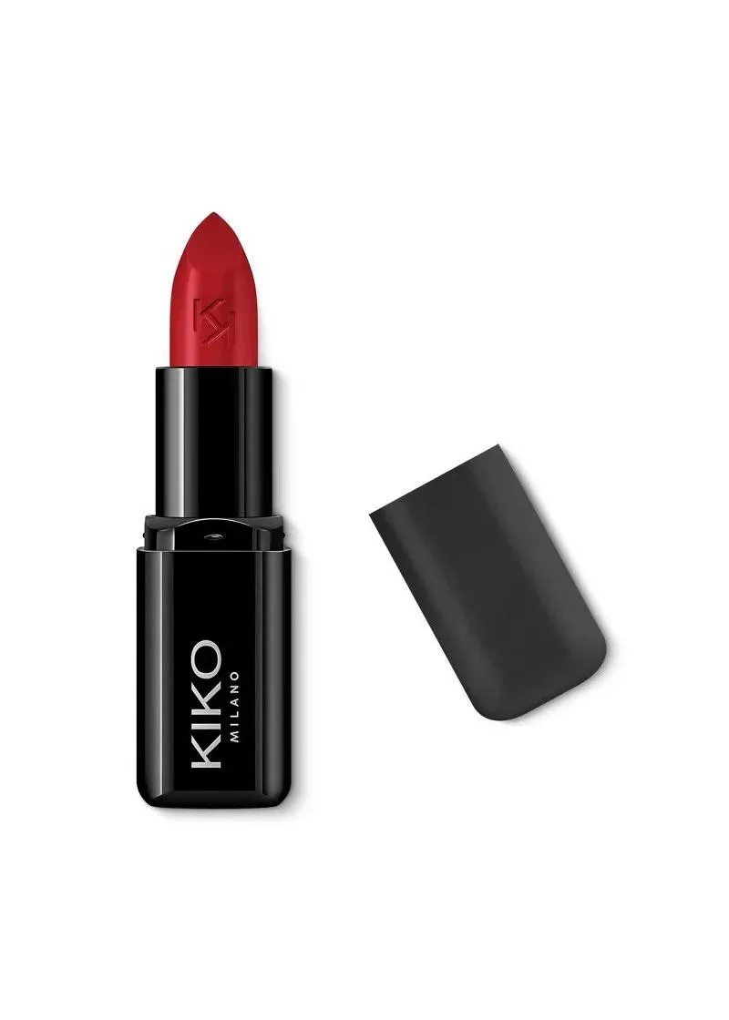 КАРМИН ЗА УСНИ 