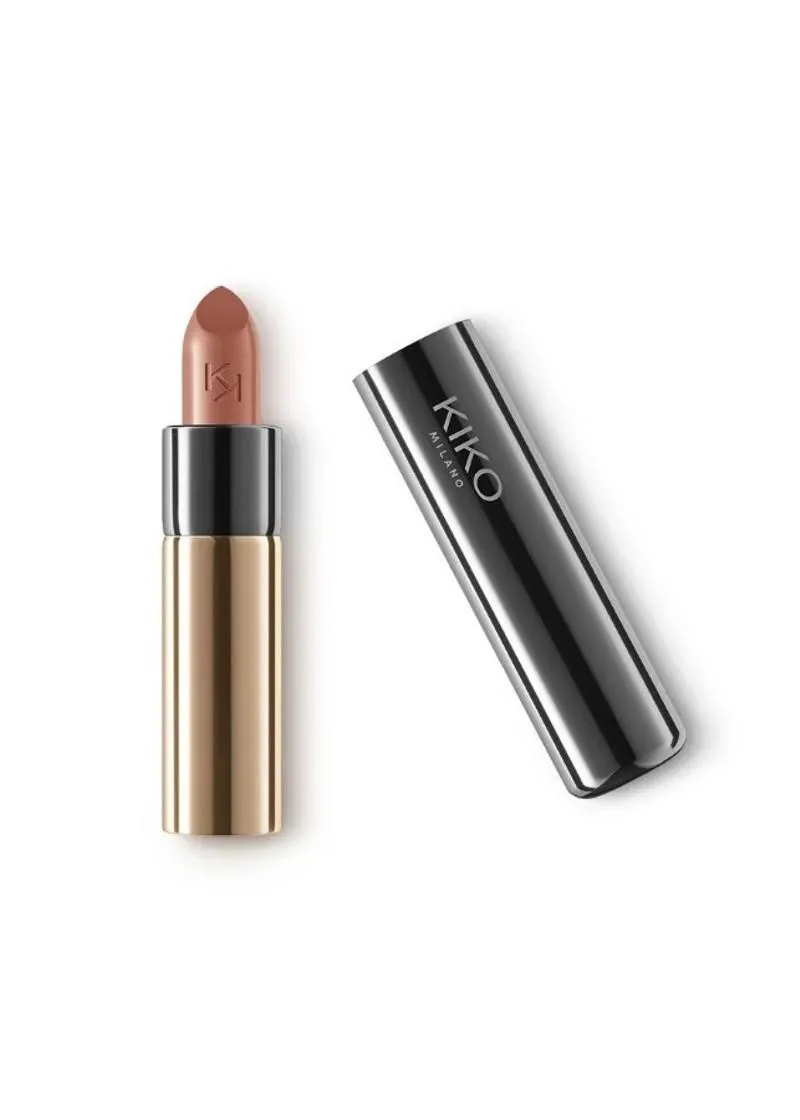 КАРМИН ЗА УСНИ 