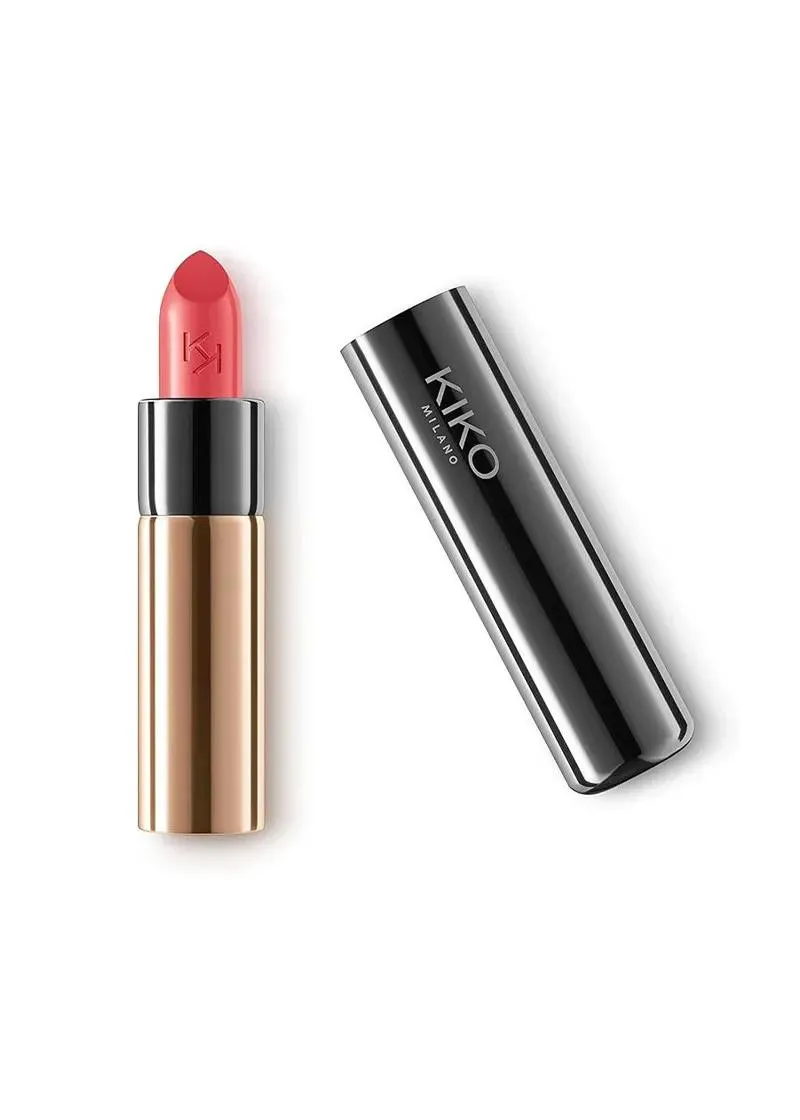 КАРМИН ЗА УСНИ 