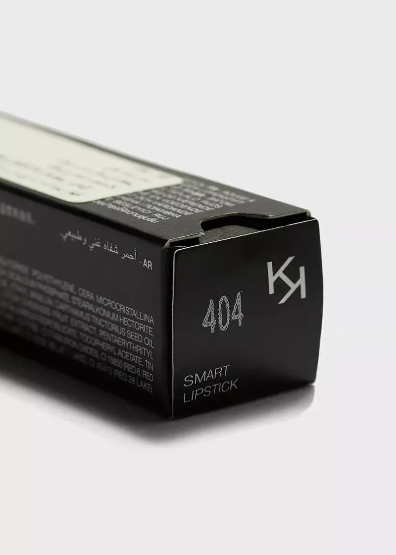 КАРМИН ЗА УСНИ 