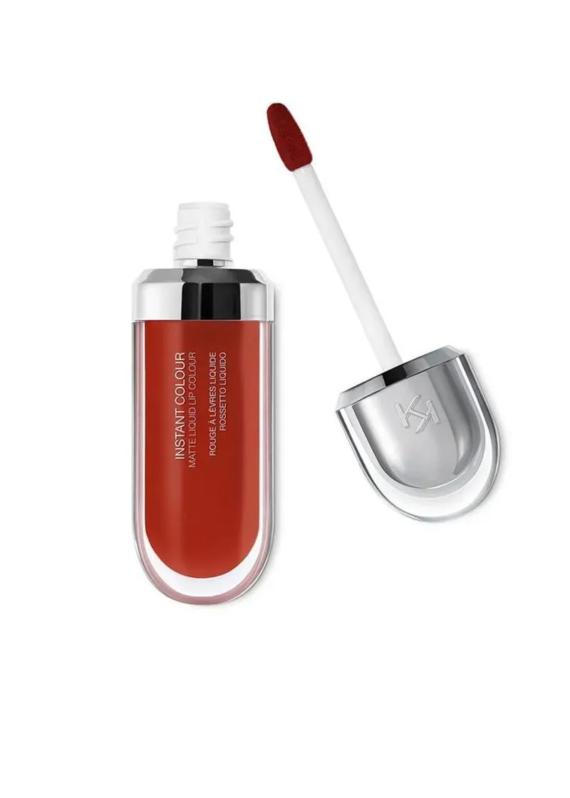 КАРМИН ЗА УСНИ 